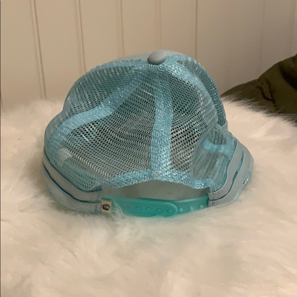 Roxy hat - Picture 3 of 3